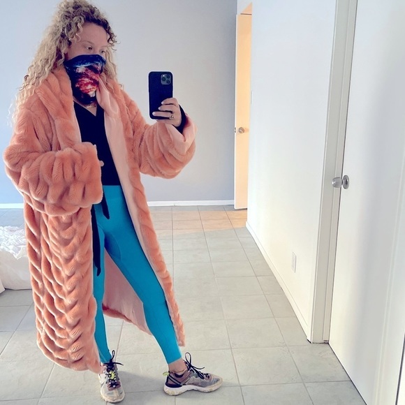 Laina Rauma full length Minky coat faux fur hooded pink salmon - Picture 1 of 16